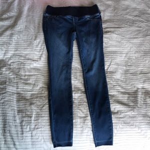 Old Navy Maternity Rockstar Jeans